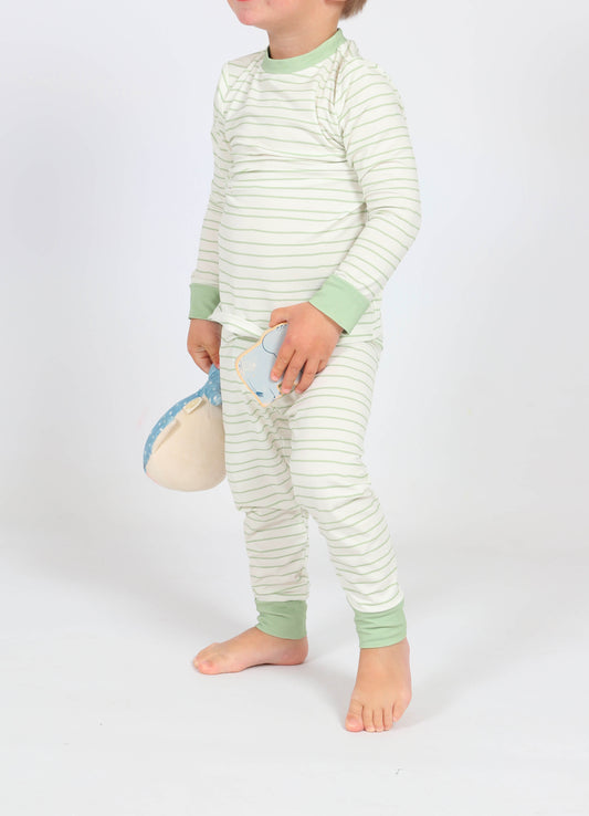 Pijama de rayas verde oliva de manga larga